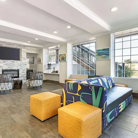 Best Western Marina State Beach-3