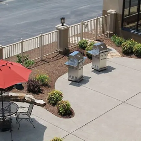 Spark By Hilton Paducah-3