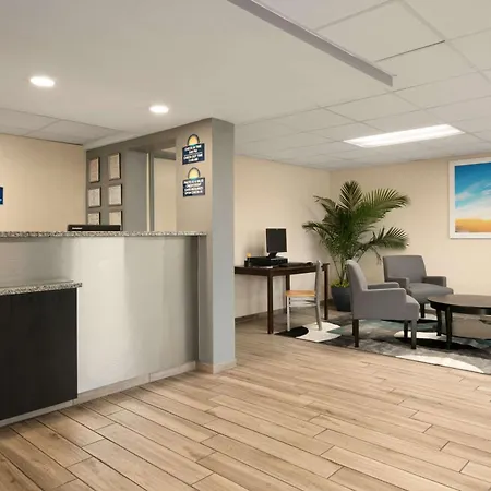 Days Inn By Wyndham Clearwater/Central-3