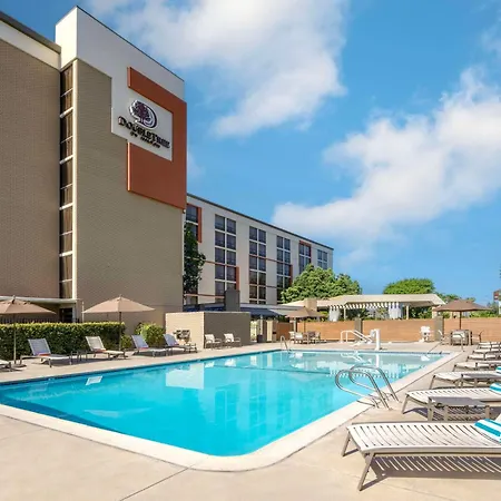 Doubletree By Hilton San Bernardino-3