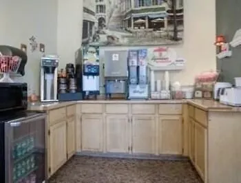 Super 8 By Wyndham Willmar-2