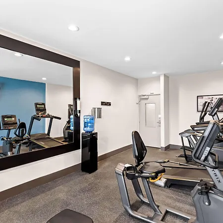 Best Western Ottumwa Inn & Suites-3