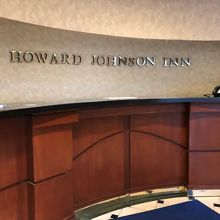 Howard Johnson By Wyndham Newburgh-3