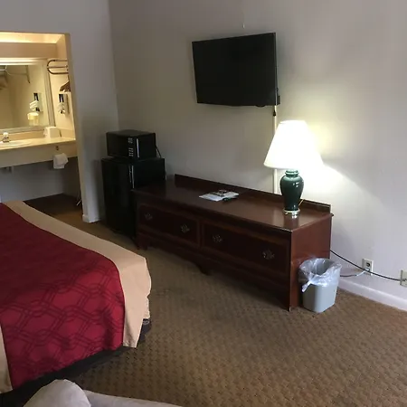 Econo Lodge Eden-2