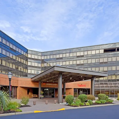 Crowne Plaza Edison By Ihg-3