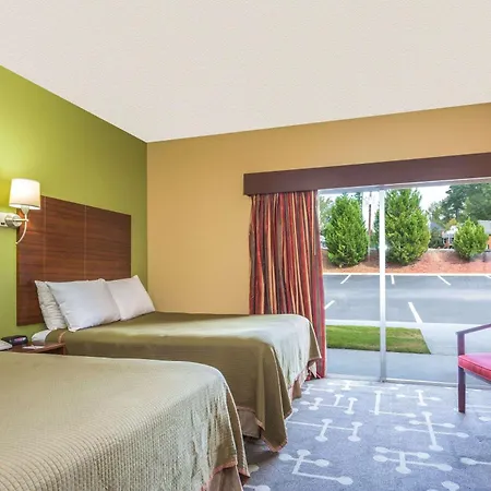 Howard Johnson By Wyndham Athens-3