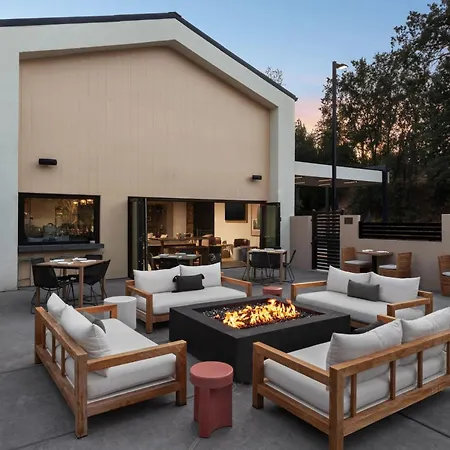 The Inelle, Oakhurst Yosemite, A Tribute Portfolio Hotel-2