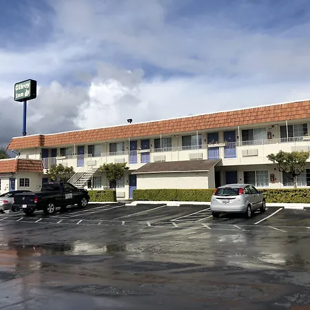 Gilroy Inn-2