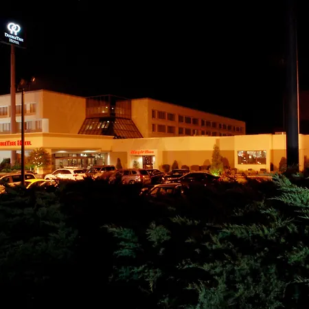 Doubletree By Hilton Fayetteville-2