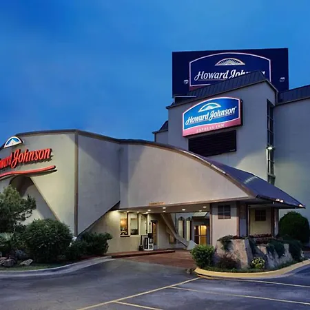 Howard Johnson By Wyndham Arlington Ballpark / Six Flags-3