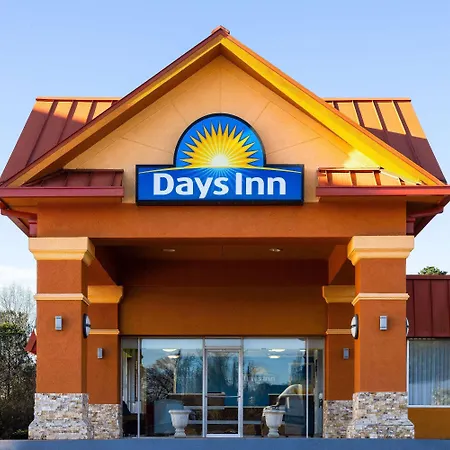 Days Inn By Wyndham Forsyth-2