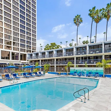 Sheraton Universal-2
