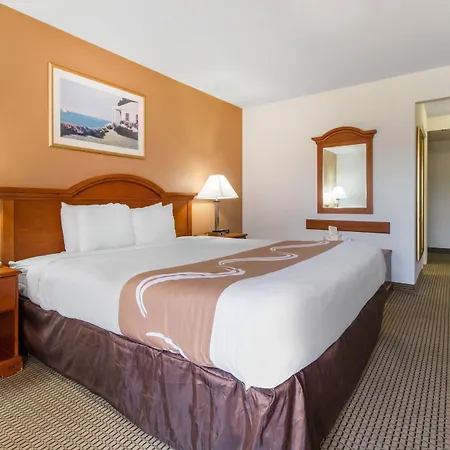 Quality Inn & Suites Crescent City Redwood Coast-2