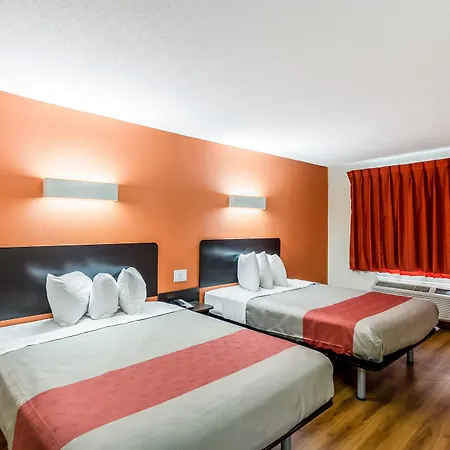 Motel 6 New Brunswick-3