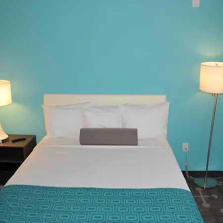 Howard Johnson By Wyndham Florence-3