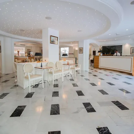 Hotel Central Wellness-3