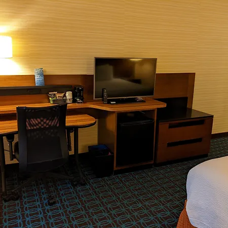 Fairfield Inn Concord-3