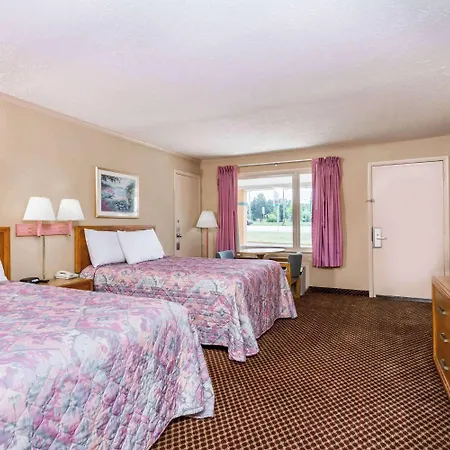 Travelodge By Wyndham Ridgeway Martinsville Area-3