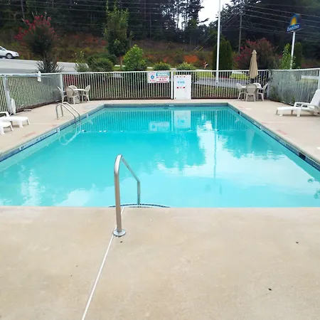 Days Inn By Wyndham Dahlonega University Area-2