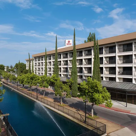 Hilton Stockton-2