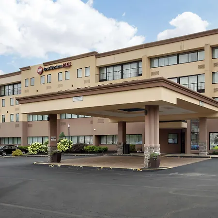 Best Western Plus Reading Inn & Suites-2