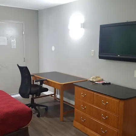 Econo Lodge Norfolk Airport-2