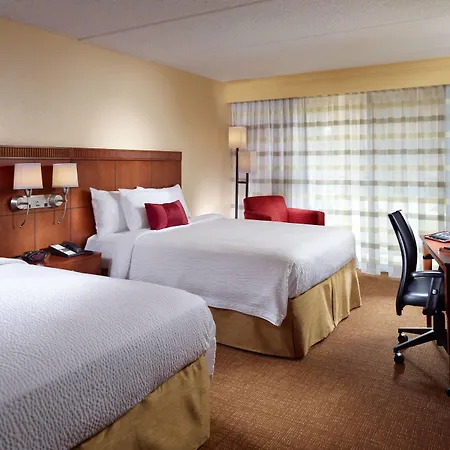 Courtyard By Marriott Augusta-3
