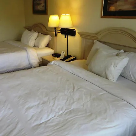 Days Inn By Wyndham Plainfield-3