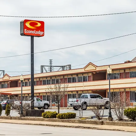 Econo Lodge Zanesville-2