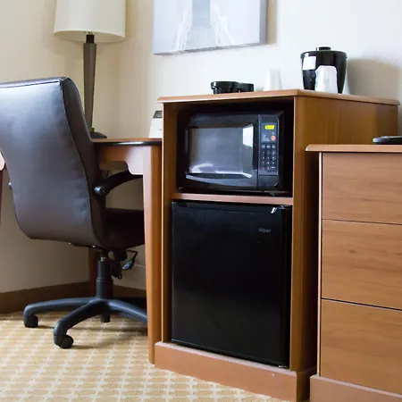 Country Inn & Suites By Radisson, Port Clinton, Oh-3
