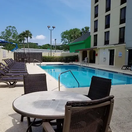 Wyndham Garden Hotel - Jacksonville-3