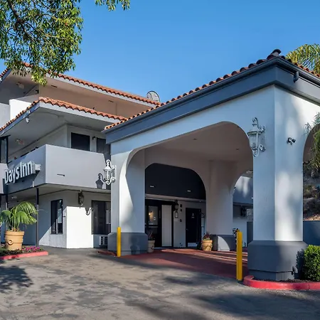 Days Inn By Wyndham Encinitas Moonlight Beach-2