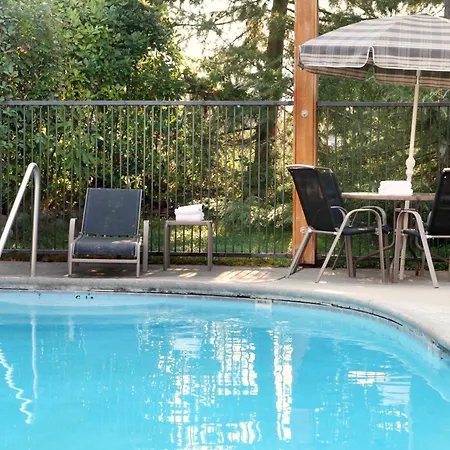 Riverside Inn-2