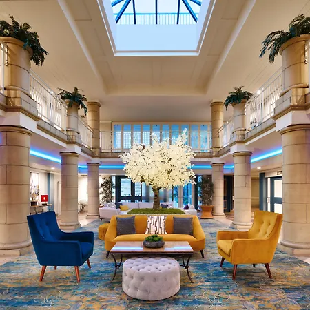 Atrium Hotel Orange County-2