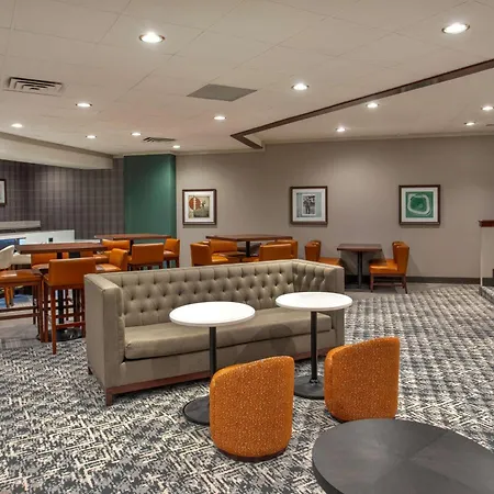 Doubletree By Hilton Lansing-2