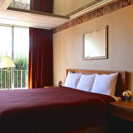 Regency Inn Richmond-3