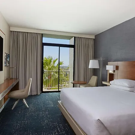 Hyatt Regency Newport Beach West-3