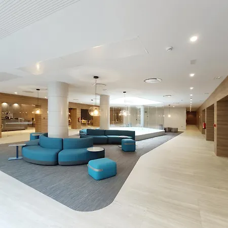 Hotel Macia Sevilla Kubb-3