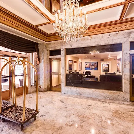 Gaslamp Plaza Suites-3