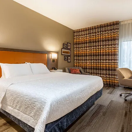 Hampton Inn Cedar Rapids-3