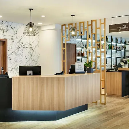 Hilton Garden Inn Brussels City Centre-3