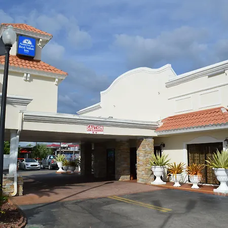 Americas Best Value Inn Fort Myers-3