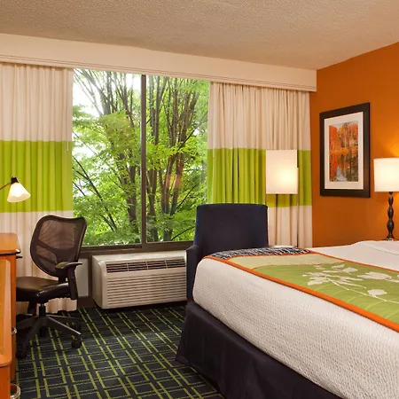 Fairfield Inn By Marriott Bangor-3