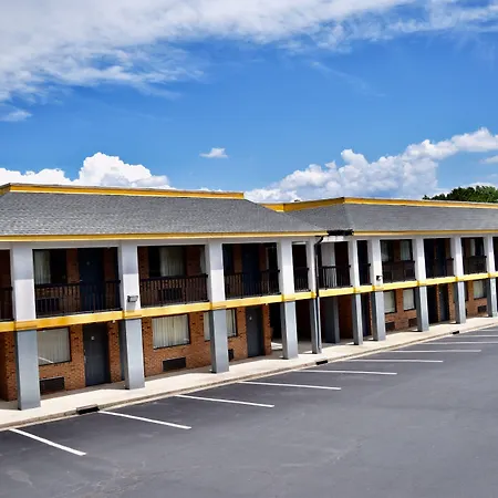 Red Roof Inn Sanford-3