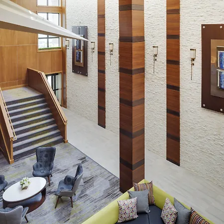 Courtyard By Marriott Boston Logan Airport-3