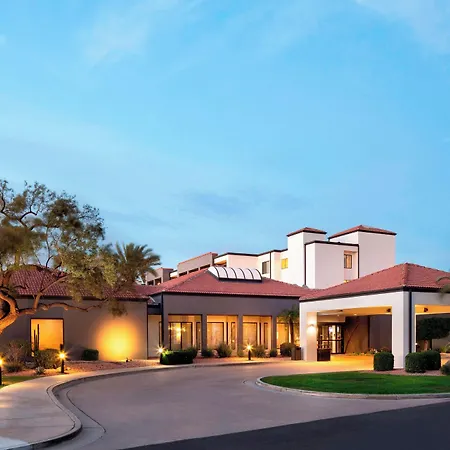 Courtyard By Marriott Phoenix Airport-3