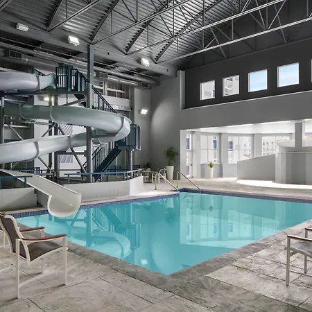 Delta Hotels By Marriott Green Bay-3