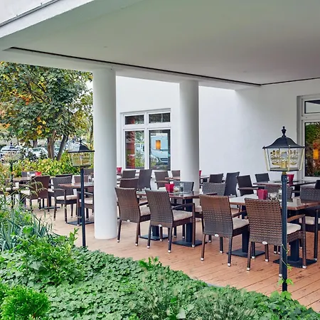 H+ Hotel Darmstadt-3