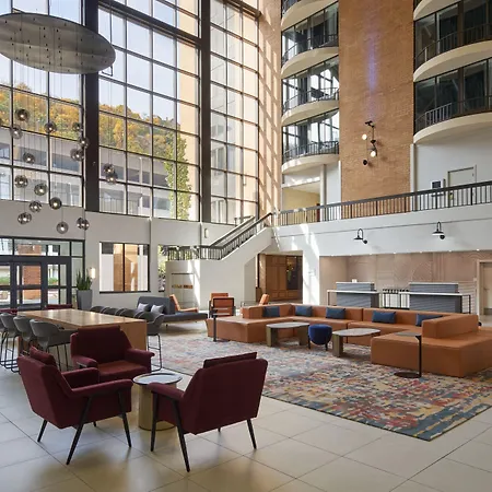 Sheraton Pittsburgh Hotel At Station Square-3