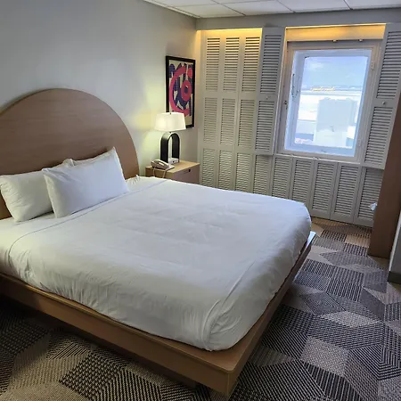 Miami International Airport Hotel-3